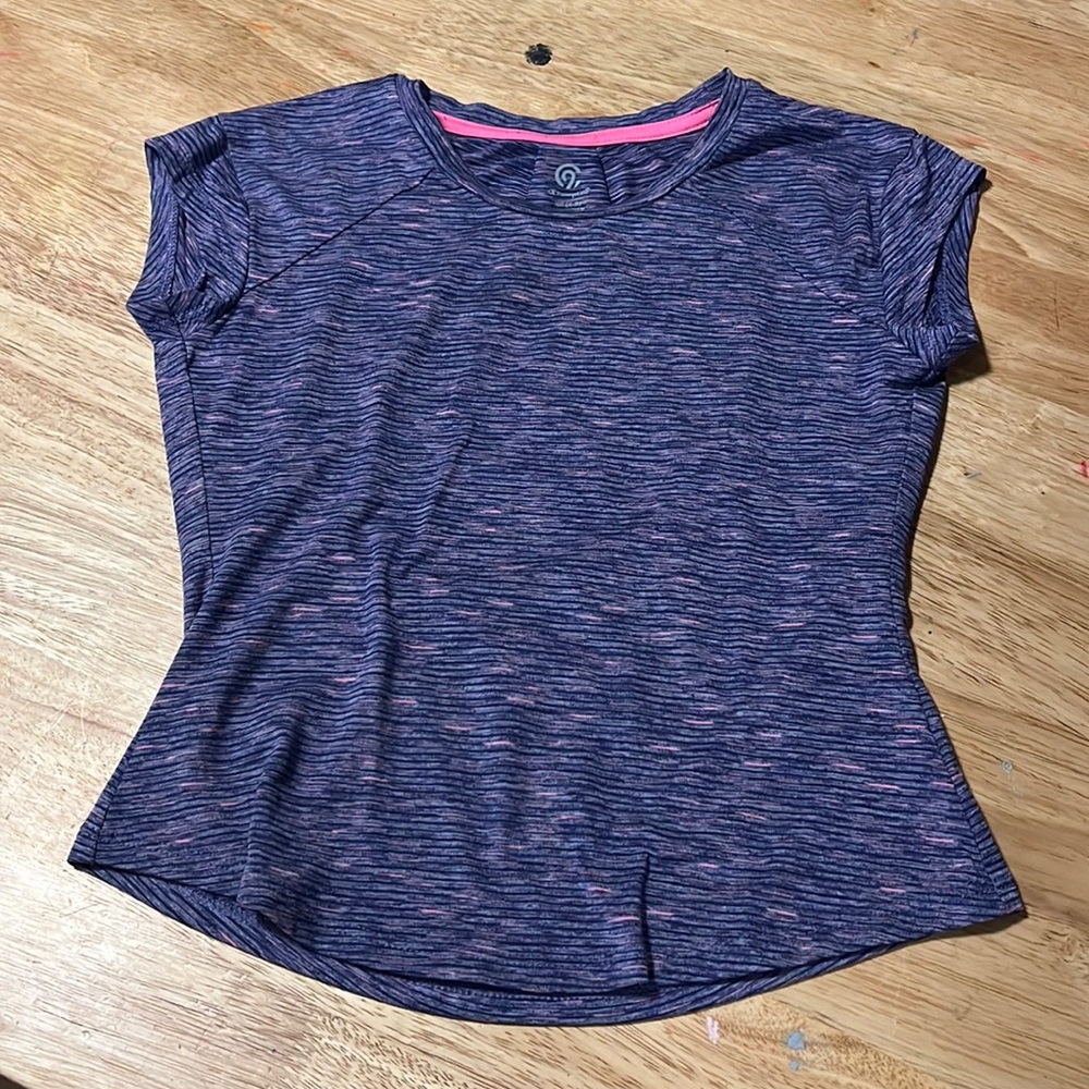 4 items for $9
 Girls c9 champion short sleeve athletic top 3 for $8